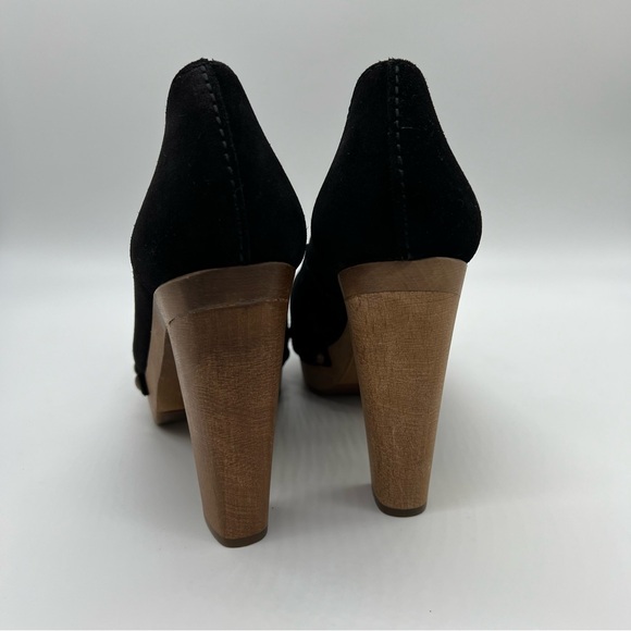 Pedro Garcia Erika Suede Pumps - Picture 5 of 7